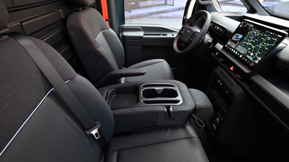 Kia PV7
