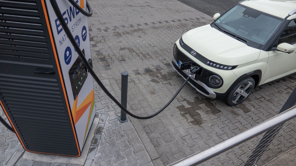 Ladeklappe vorn am Hyundai Inster