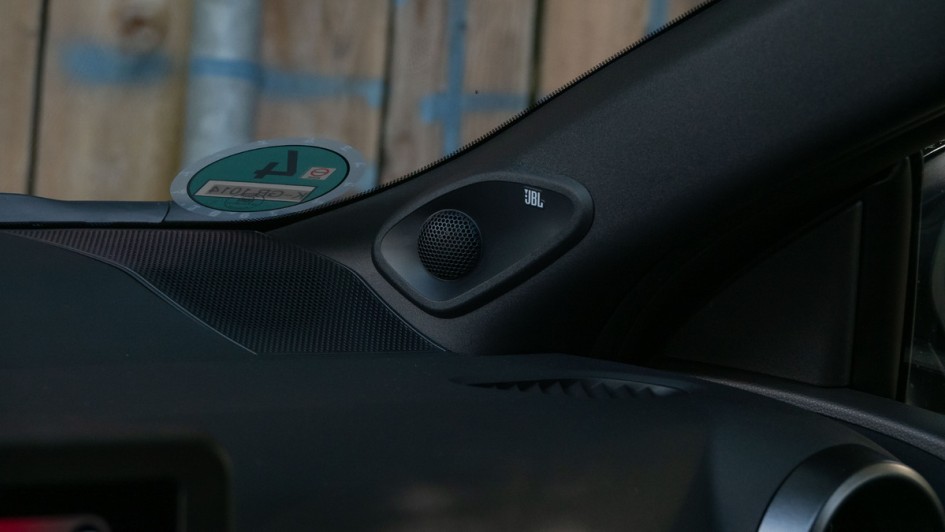 JBL-Soundsystem, ein Extra, das man im GR Yaris bestellen kann