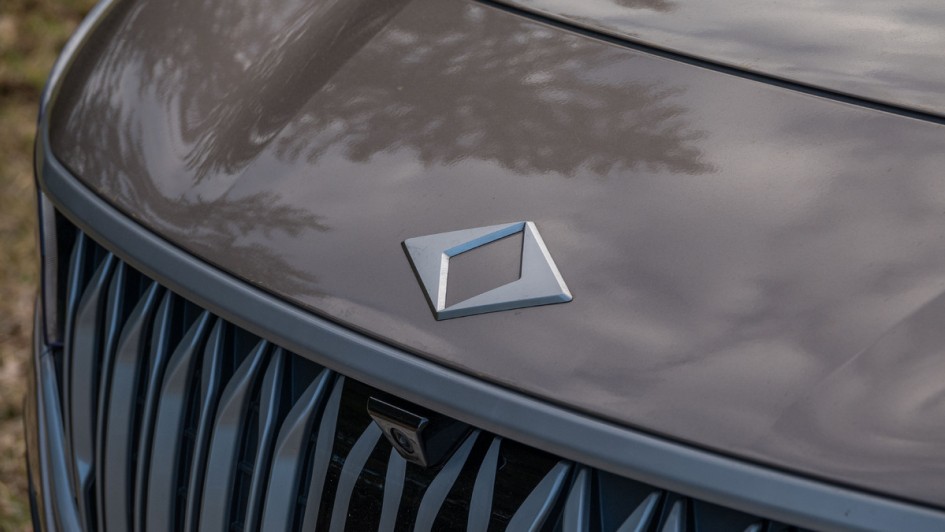 Togg-Logo auf Motorhaube