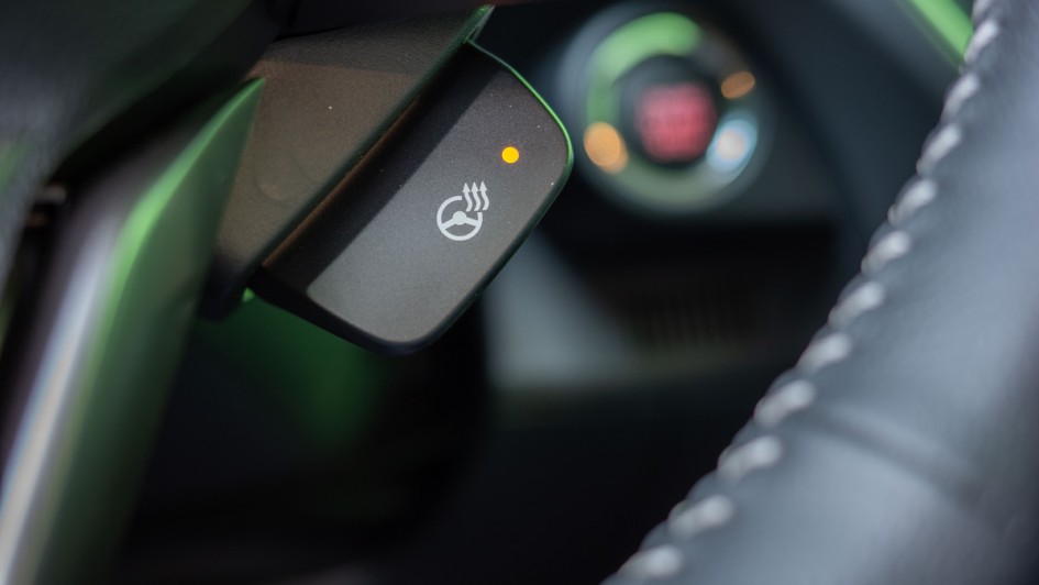 Schalter für die Lenkradheizung fotografiert