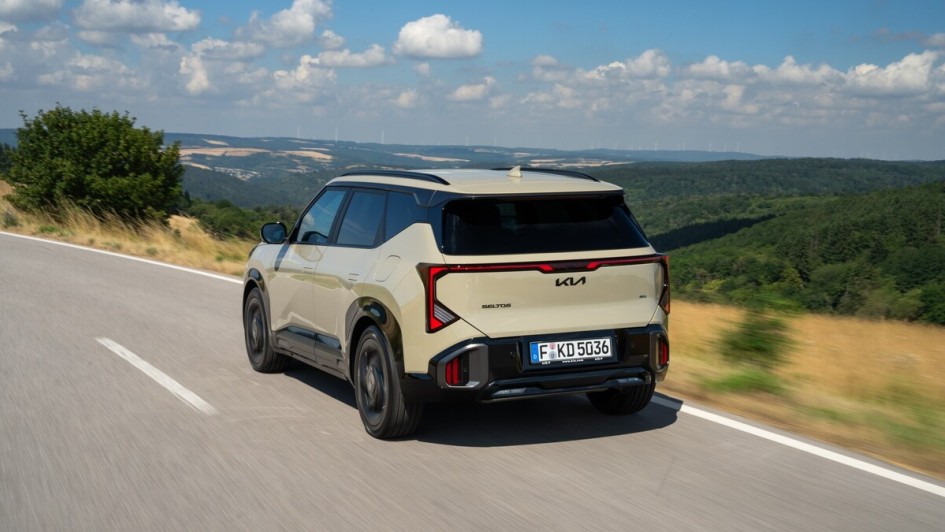 Zwischen Xceed und Sportage haben die Designer dem in Korea gebauten Seltos den Auftritt eines Elektroautos verpasst
