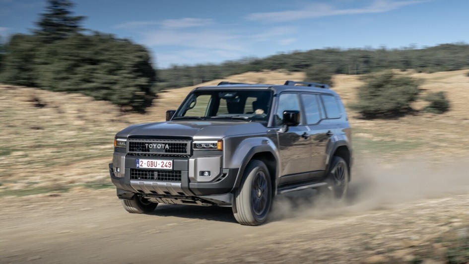 Während Nissan und Mitsubishi ihre Offroad-Ikonen zurückzogen, führte Toyota 2023 eine neue Land-Cruiser-Generation in Europa ein