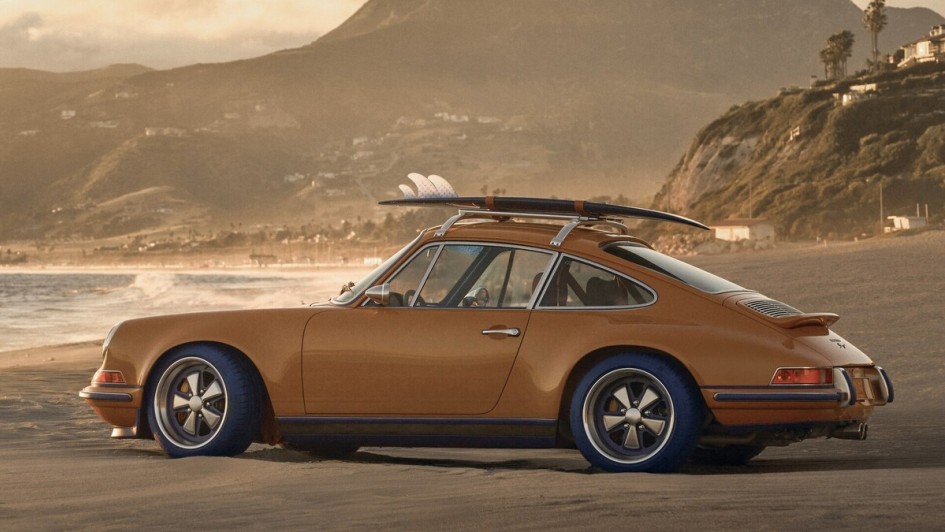 Porsche_911_Reimagined_by_Singer_-_Classic.jpg