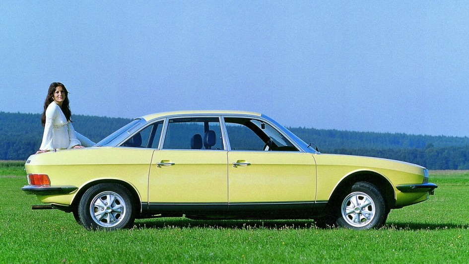 Geniestreich – Der Audi 100 C2 sollte das hier gezeigte Wankel-Topmodell NSU Ro 80 ersetzen und zitierte dazu Ideen des Ro 80 wie die Drei-Fenster-Linie