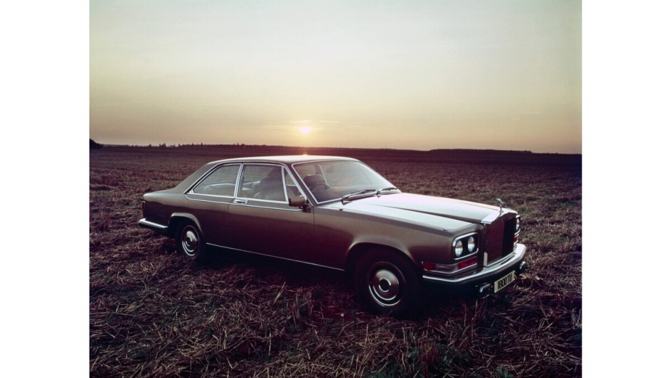 Britischer Luxus trifft italienische Designkunst – 1975 debütierte der Rolls-Royce Camargue in bei Pininfarina kreierten minimalistischen Linien einer neuen Sachlichkeit.