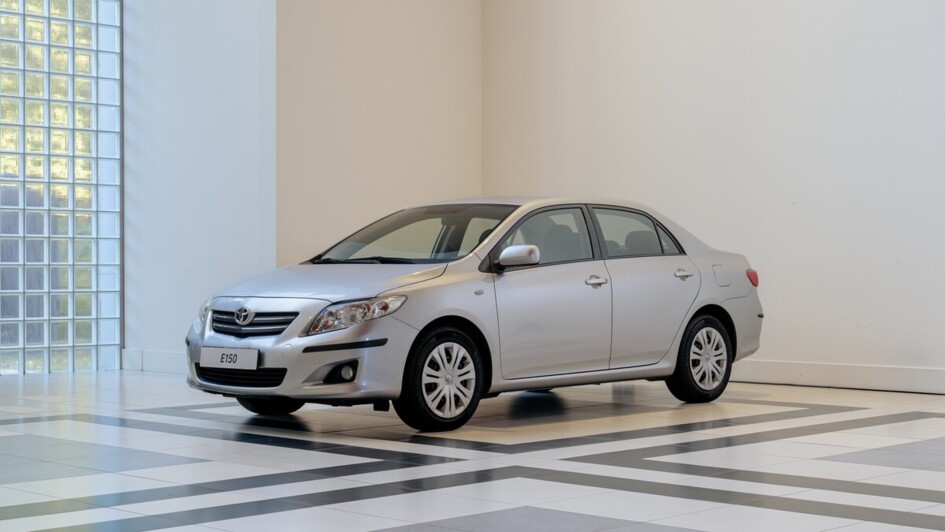 Generation 10 (2007 – 2012): In Europa „umgetauft“ und als Auris vermarktet, die Limousine hieß weiter Corolla