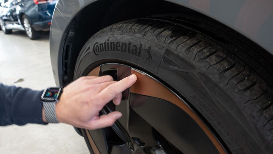 Felgenschaden am Cupra Born im Detail