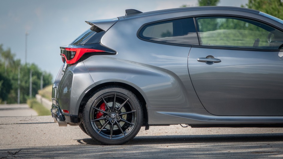 Hinterteil des GR Yaris im Detail aufgenommen
