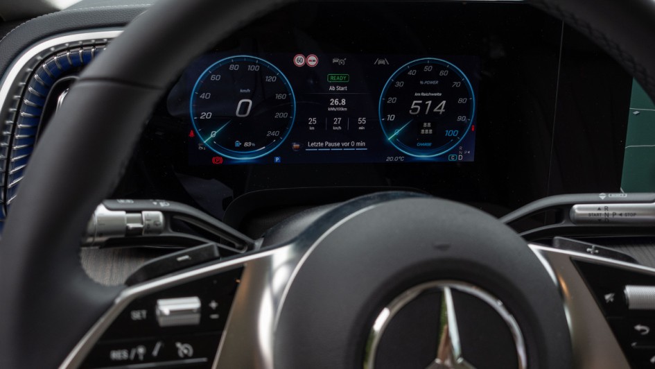 Tachometer des VLE 300 im Detail aufgenommen