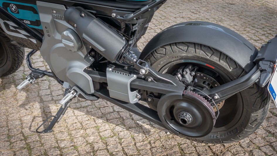 BMW CE 02 Zahnriemenantrieb