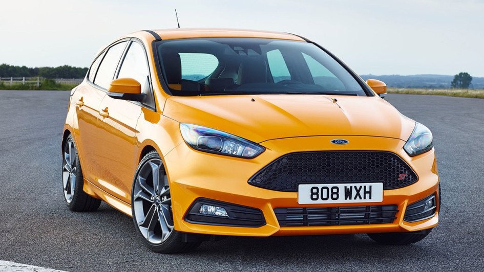 Ford-Focus-ST-2015-1