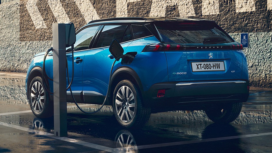 Peugeot-2008-2020-07