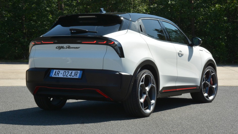 Alfa Romeo Junior Veloce Test (2024)