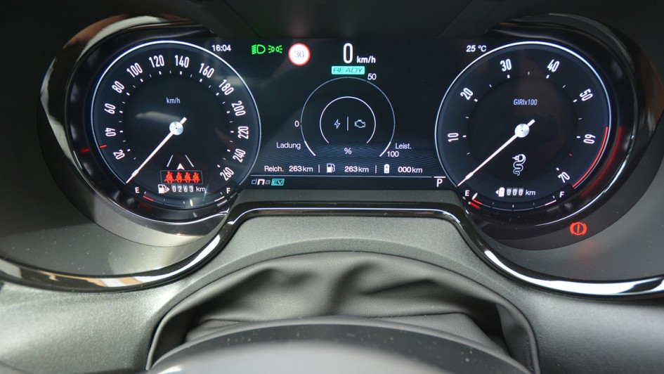 Alfa Romeo Tonale PHEV Test (2023)