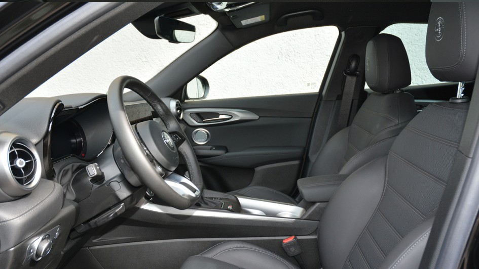 Alfa Romeo Tonale PHEV Test (2023)