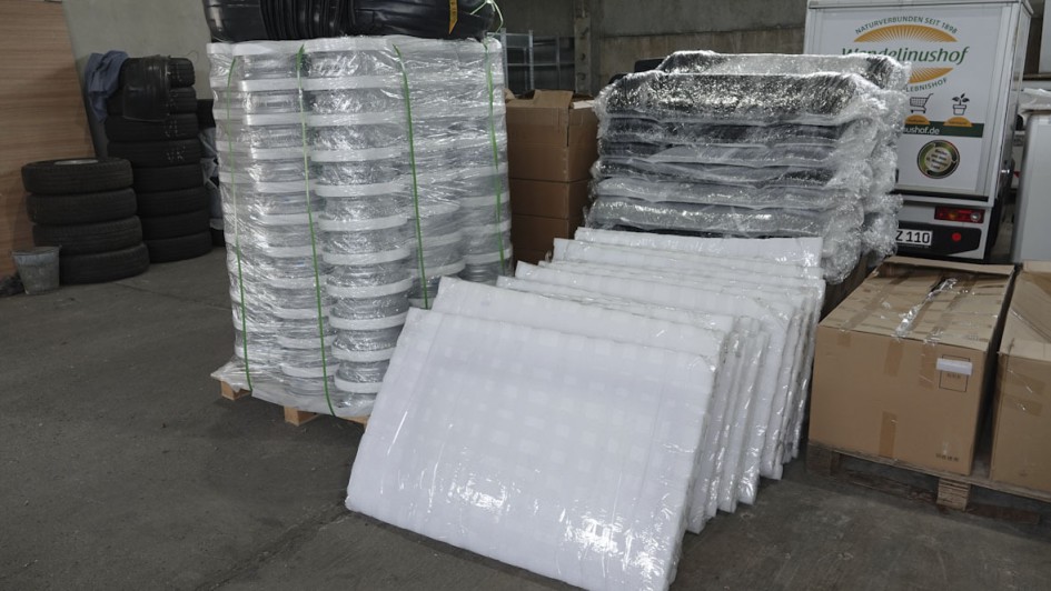 Ersatzteile gibt es über den eigenen Web-Shop. Binnen 48 Stunden sollen die Teile dann in der entsprechenden Werkstatt sein.