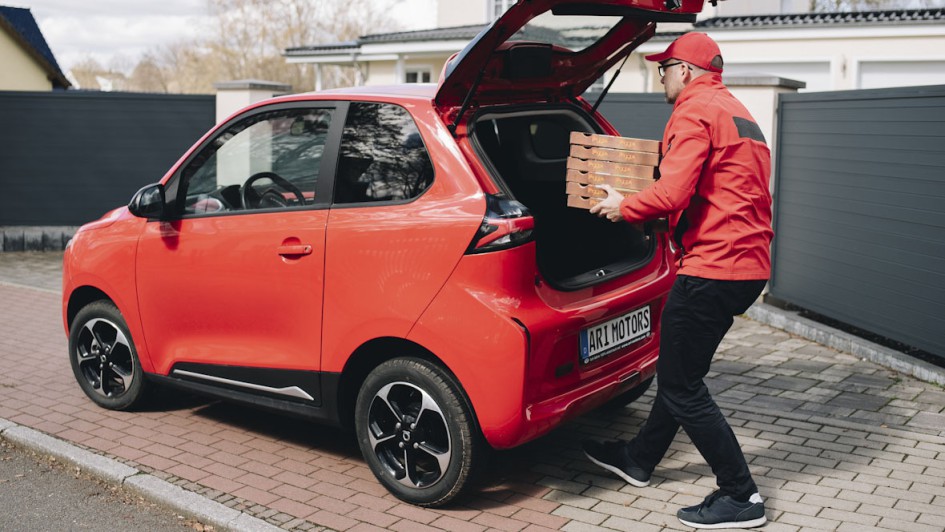 Der Kundenstamm setzt sich aus Handwerk, Pflegedienste, Händler, Gartenbau und Lieferdiensten zusammen.