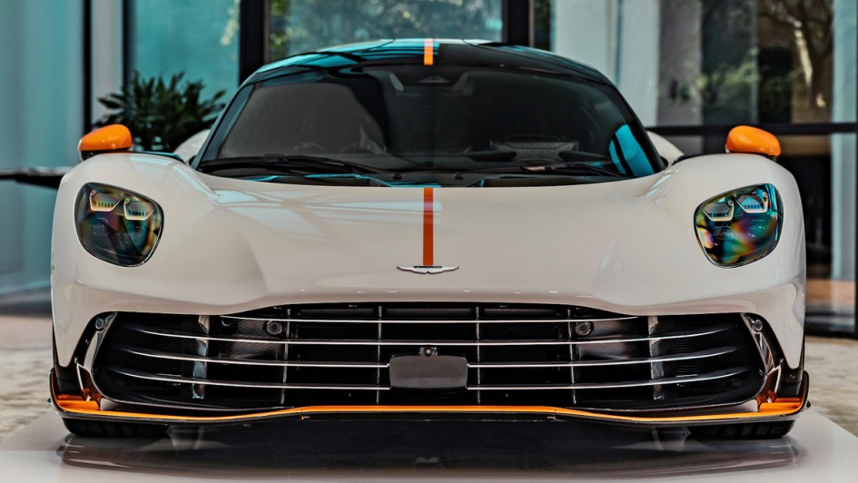 Aston Martin Valhalla (2025)