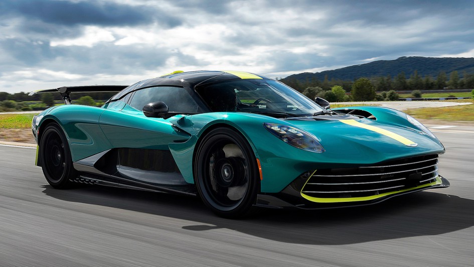 Aston Martin Valhalla (2025)