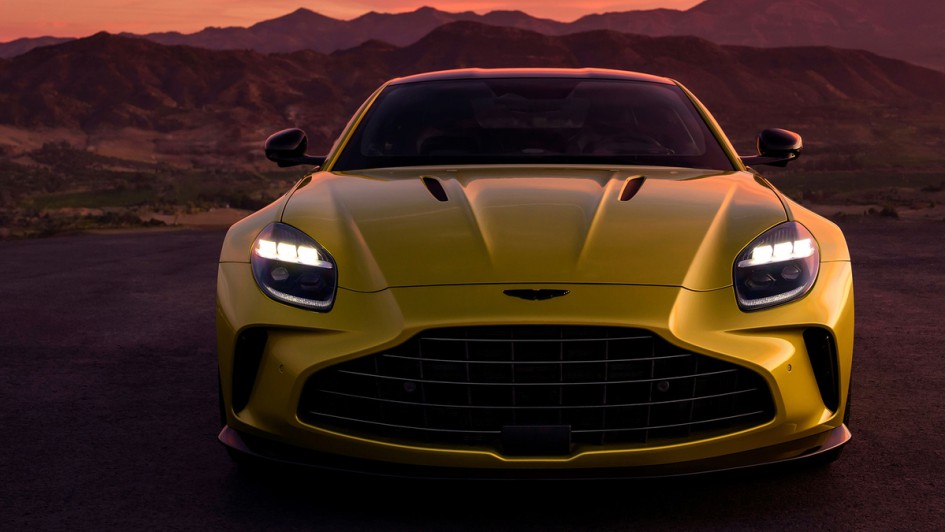 Aston Martin Vantage (2024)