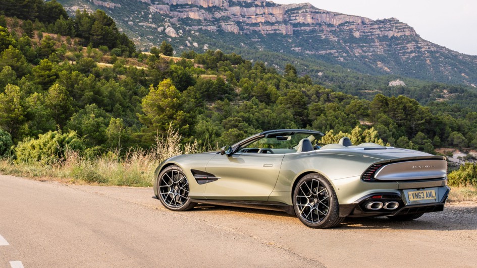 Aston Martin Vanquish Volante