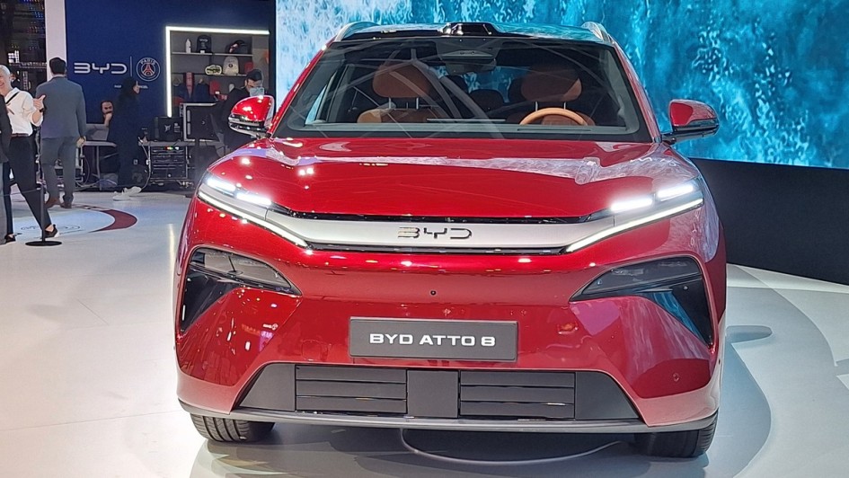 BYD Atto 8