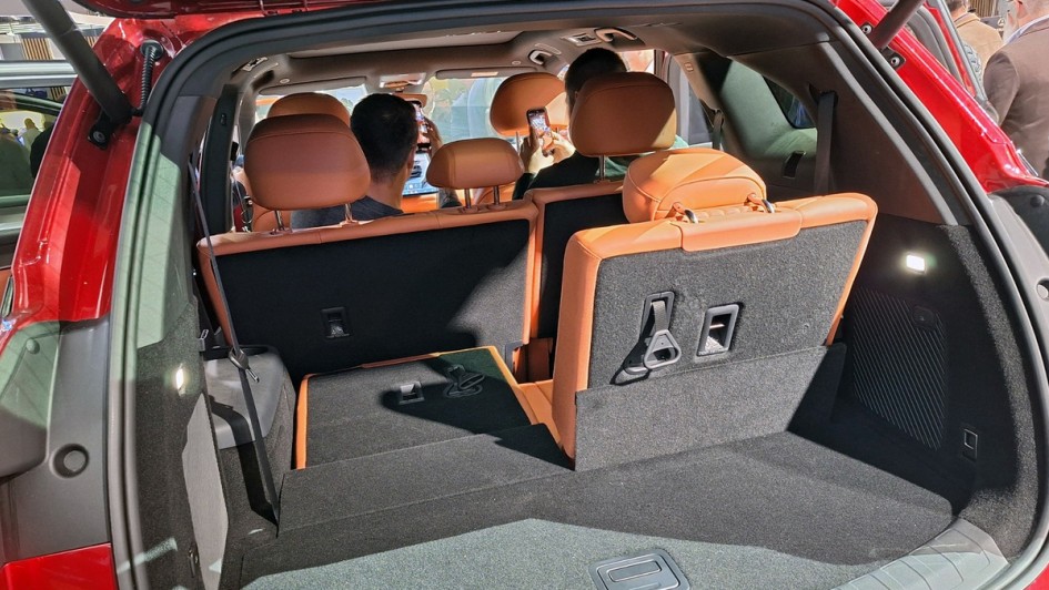 BYD Atto 8