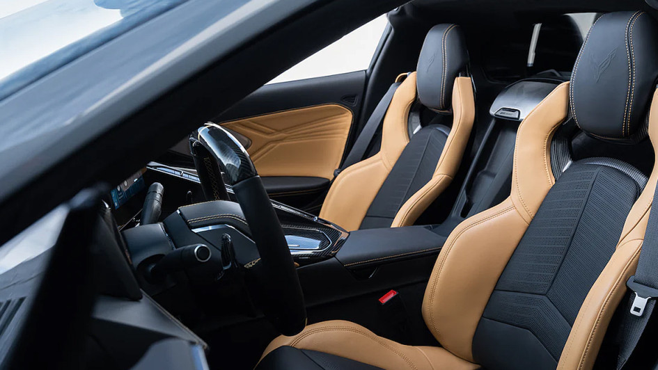 Chevrolet-Corvette-E-Ray-4