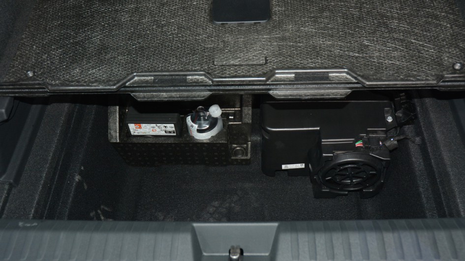 Cupra Raval, Elektroauto, Kleinwagen, Heckklappe, Laderaumboden