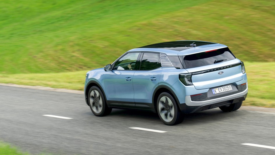 Ford Explorer RWD Extended Range