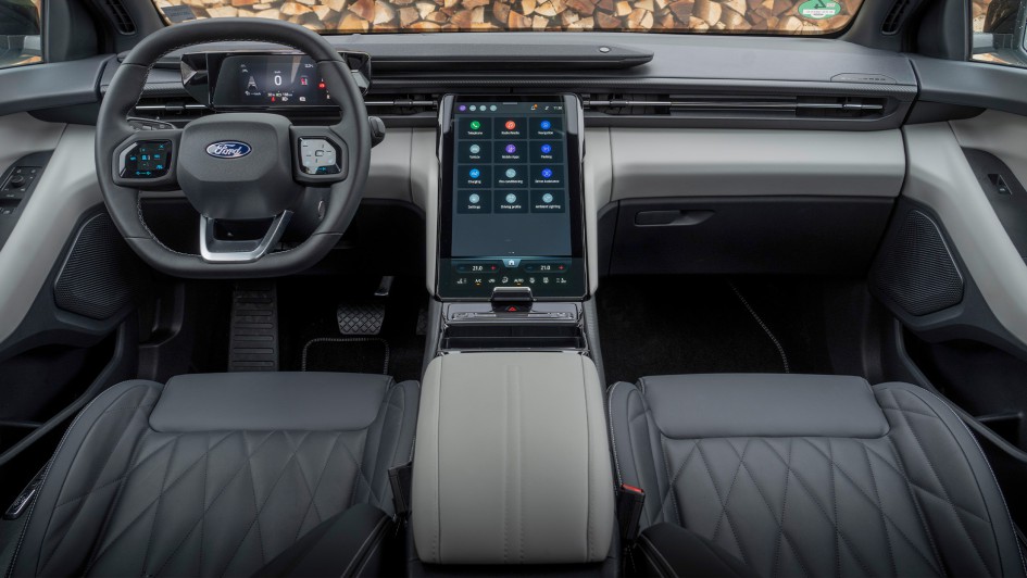 Ford Explorer RWD Extended Range