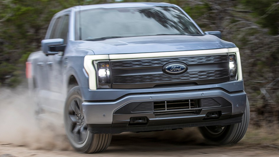 Ford-F-150-Lightning-Fahr-2