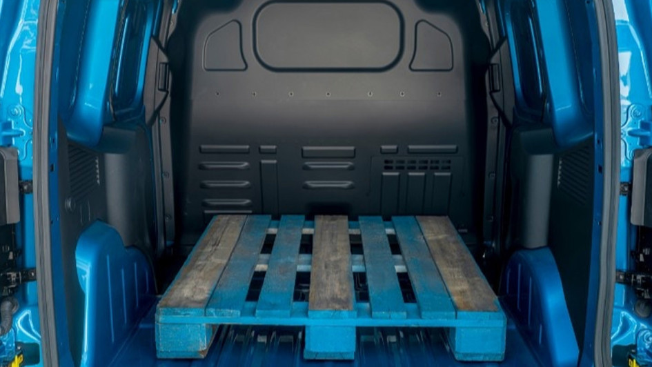 Ford Transit Courier (2024)