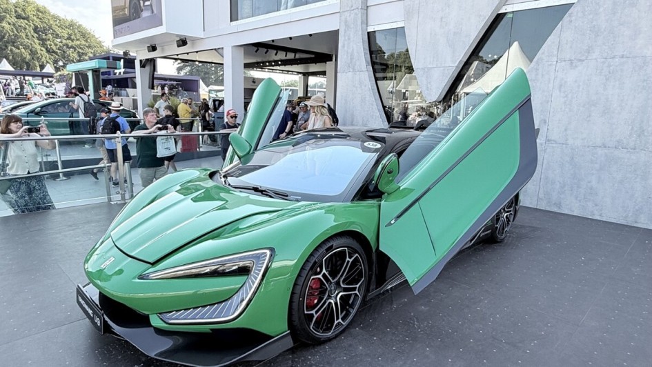 Kaum eine andere Veranstaltung verbindet Produktpremieren und Motorsport so unmittelbar.