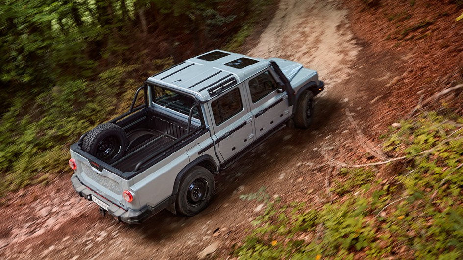 Ineos Grenadier Quartermaster