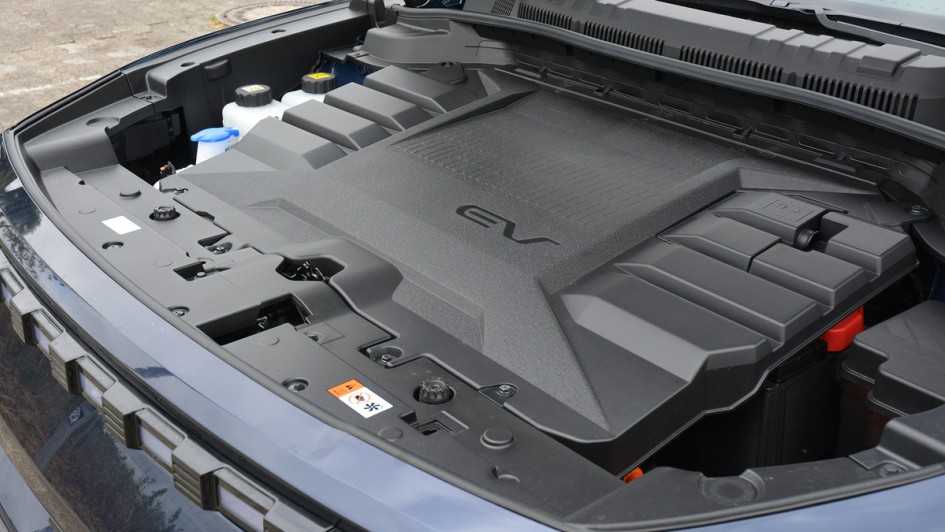 KGM Torres EV Test (2025)