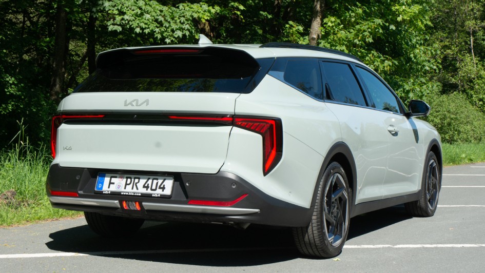 Kia K4 Sportswagon