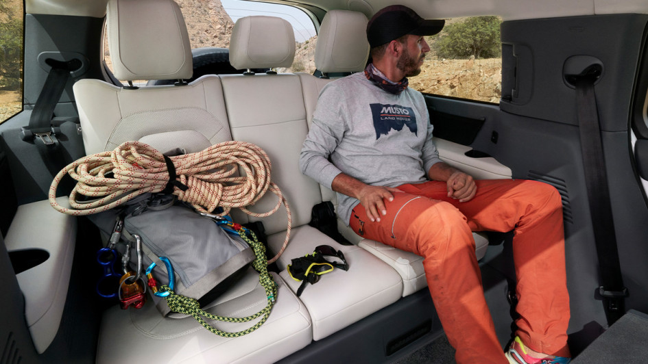 Land Rover Defender 130