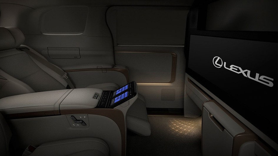 Lexus LM (2024)