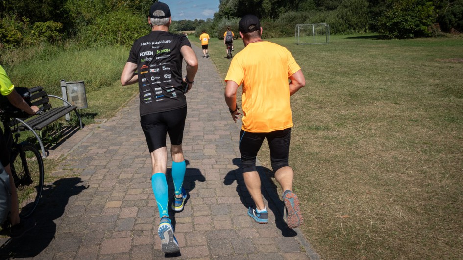 ALD und Leaseplan Run For Charity beim Überholvorgang