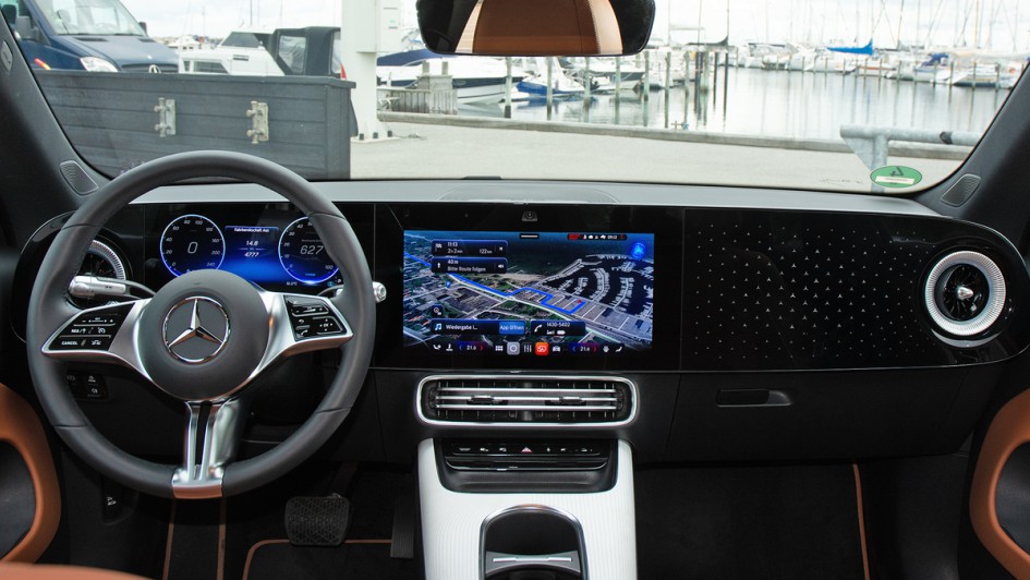 Mercedes-Benz CLA Test (2025)