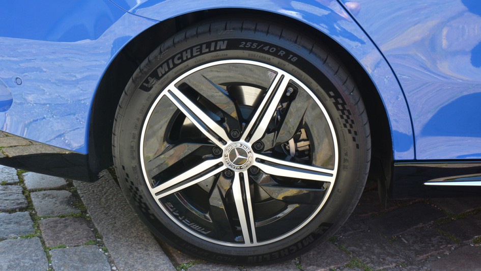 Mercedes-Benz CLA Test (2025)