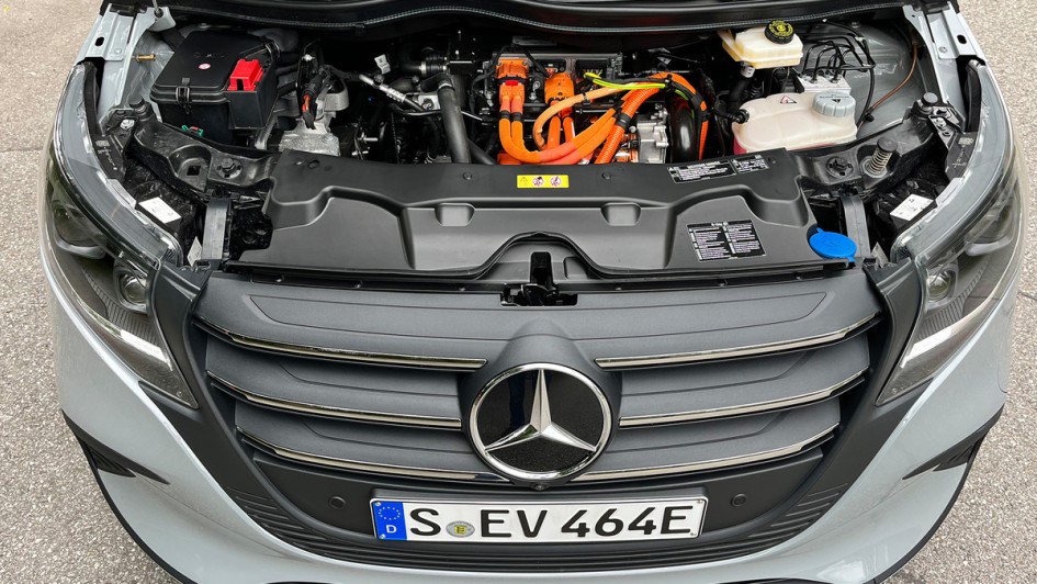 Mercedes eVito vs. VW ID.Buzz Cargo