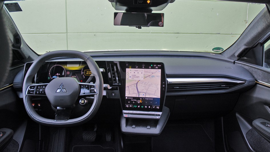Mitsubishi Eclipse Cross Test (2026)
