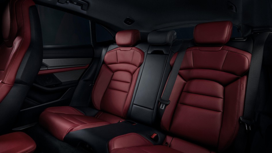 Porsche Taycan Turbo S Sport Turismo