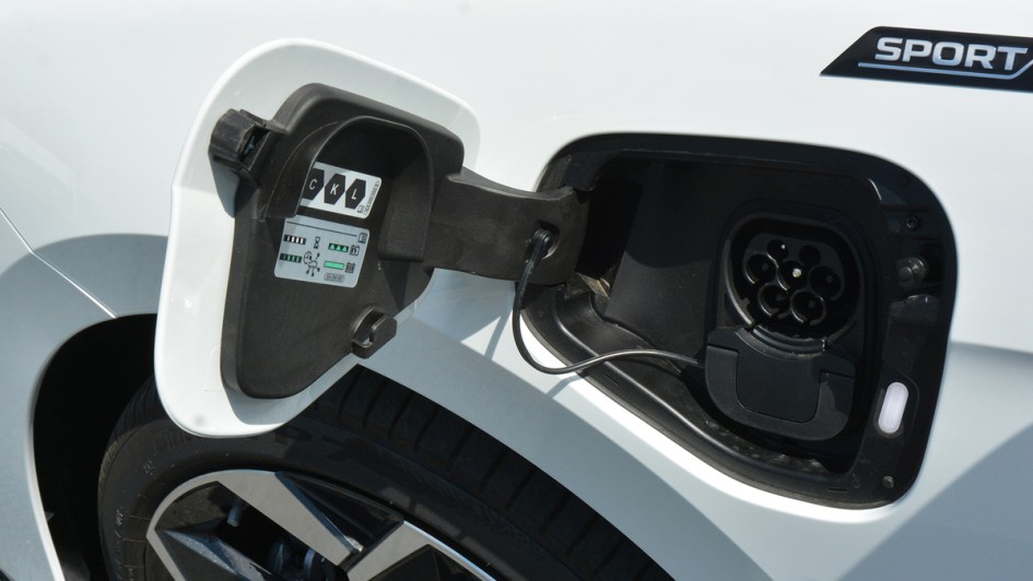 Skoda Superb Combi IV Test 2025 