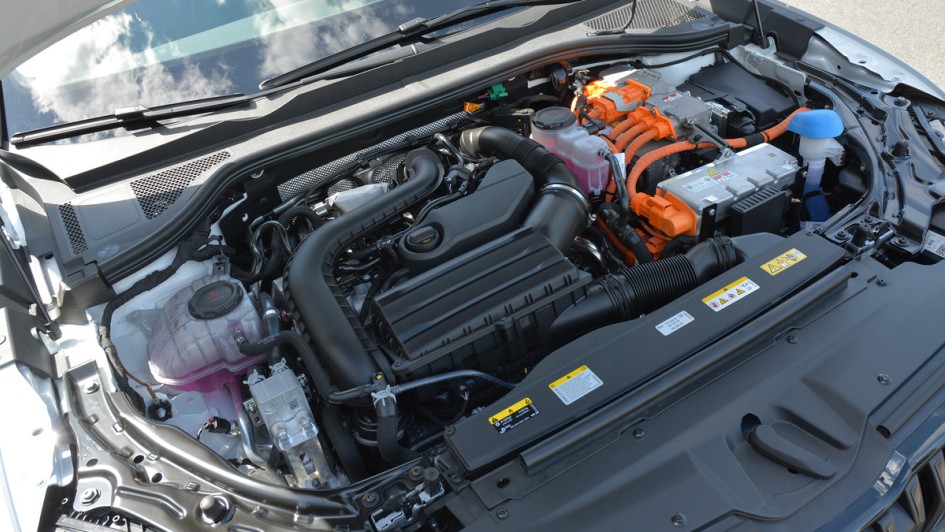 Skoda Superb Combi IV Test 2025 