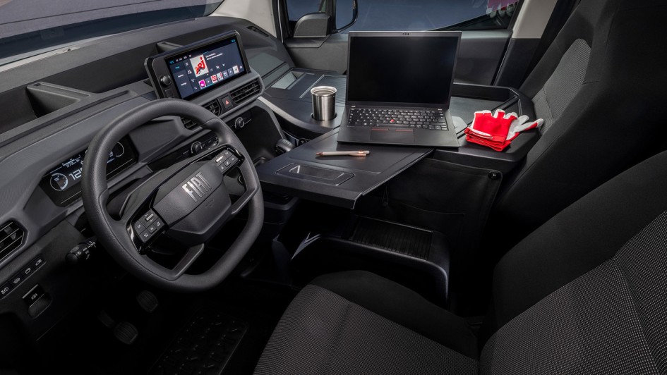 Stellantis ProOne Smart-Compact-Van