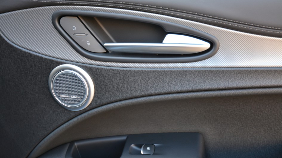 Alfa Romeo Stelvio Test (2023)